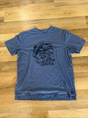 Men’s Eddie Bauer tshirt